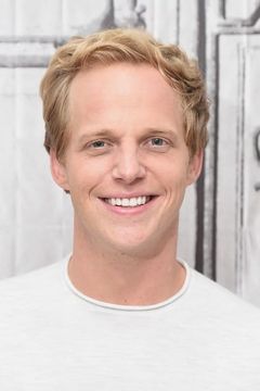 Chris Geere interpreta Ulf