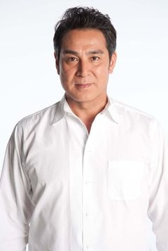 Takashi Ukaji interpreta Raoul