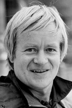 Anders Ahlbom Rosendahl interpreta Peter Teleborian