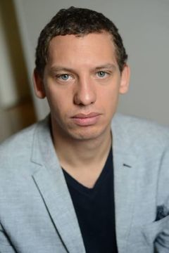Matthieu Kassimo interpreta François 20 ans