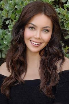 Anna Maria Perez de Tagle interpreta Ella Pador