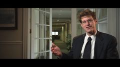 Eric Halperin interpreta Self - Director, Center for Responsible Learning