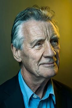 Michael Palin interpreta William Makepeace Thackeray