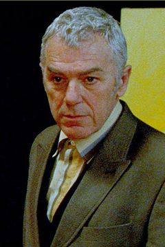 Hans Dagelet interpreta Collega