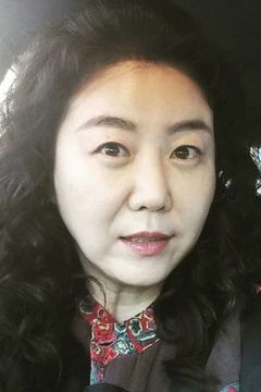 Kim Min-che interpreta Big Rahn Inn Owner