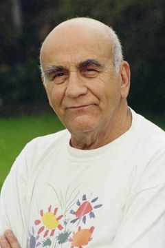 Warren Mitchell interpreta Laughing Man in Bar