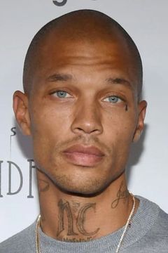 Jeremy Meeks interpreta Camp Sweetheart