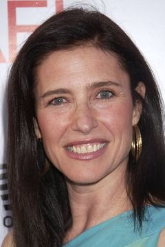 Mimi Rogers interpreta Kim Rogers