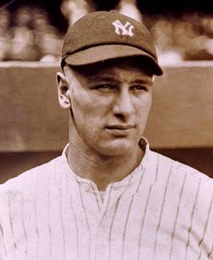 Lou Gehrig interpreta Self (archive footage) (uncredited)