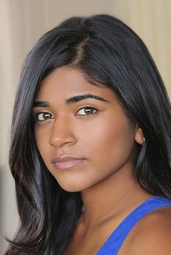 Anita Kalathara interpreta Michelle Graham