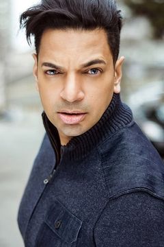 Christopher Logan interpreta Chef