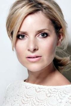 Rosie Fellner interpreta Pamela Thompson