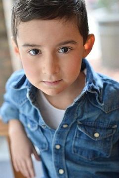 Alejandro Verdin interpreta Xavy