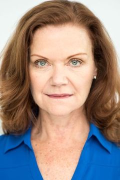 Gillian Barber interpreta Factory Receptionist