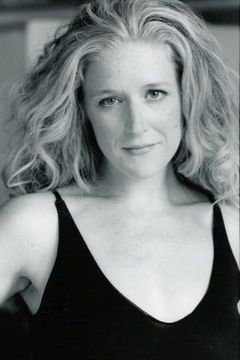 Beth Bailey interpreta Mob Member