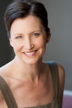 Kathleen Duborg interpreta Ellen Pinski