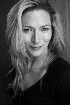 Wendy Cooper interpreta Ladies' Boutique Chorus