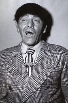 Moe Howard interpreta Airport Firemen #1