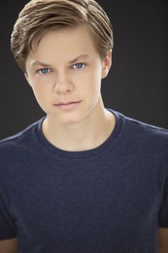 Tanner Flood interpreta Murray
