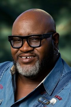 Big Moe Cason interpreta Big Moe