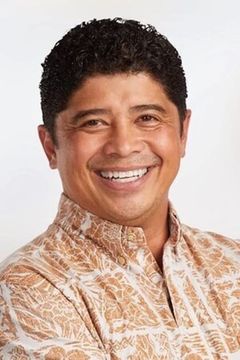 Augie Tulba interpreta Puka