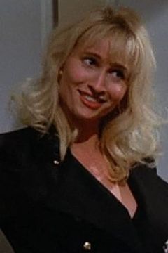 Lisa Malkiewicz interpreta Susan