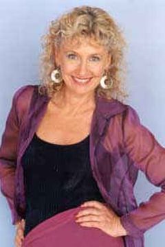 Annie Whittle interpreta Fran