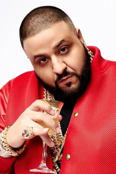 DJ Khaled interpreta Himself