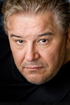 Alex Vishniakoff interpreta Boris