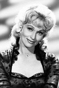 Karen Steele interpreta Bambi