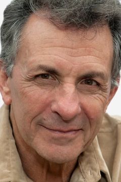 Carl Weintraub interpreta Desoto (voice)