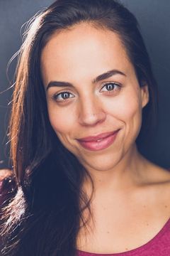 Nathalie Carvalho interpreta Lay Reader
