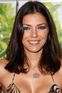 Adrianne Curry interpreta Adrianne Curry