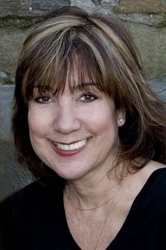 Sherry Lynn interpreta Mom's Disgust / Mom's Joy (voice)
