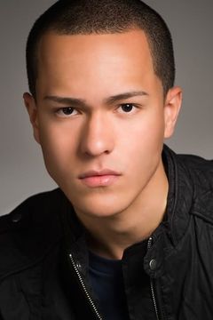 Marcus I. Morton interpreta Tommy