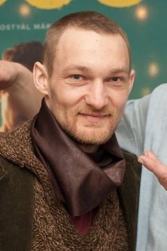 Levente Orbán interpreta Russian Prisoner