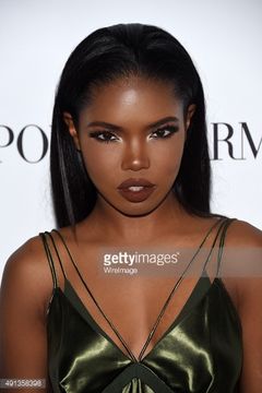 Ryan Destiny interpreta Jillian
