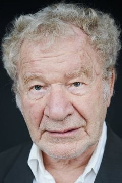 Michael Hanemann interpreta Tuchowski