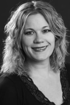 Marika Enstad interpreta Sponsor Woman