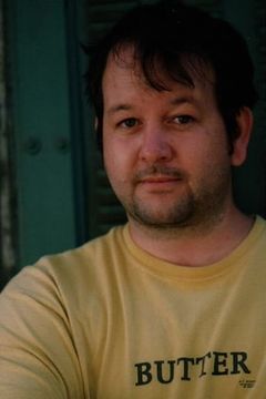 Ray Prewitt interpreta Owen