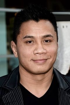 Cung Le interpreta Marschall Law