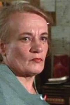 Dorothy Kobs interpreta Trudy