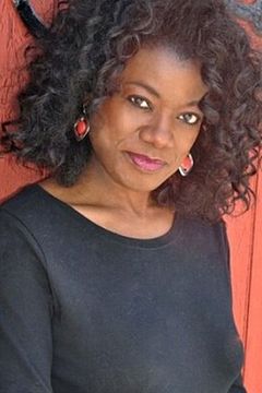 Jacqueline Hicks interpreta Stripper 1