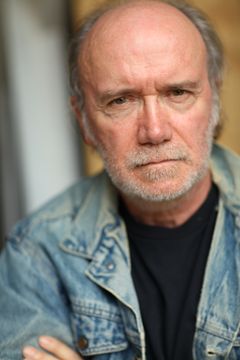 Charley Vance interpreta Preacher