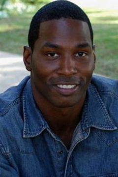 Mazio Royster interpreta Wide Receiver