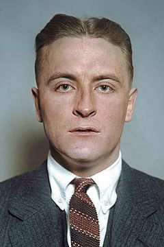 F. Scott Fitzgerald interpreta Self (archive footage) (uncredited)