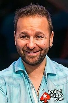 Daniel Negreanu interpreta Poker Player