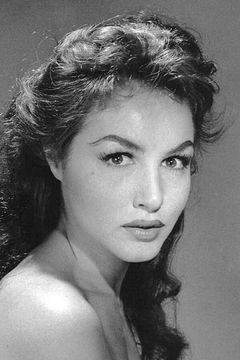 Julie Newmar interpreta Herself