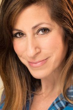 Kristina Haddad interpreta Hamdi's Wife (voice)