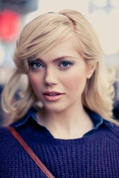 Alissa Bourne interpreta Anna (uncredited)